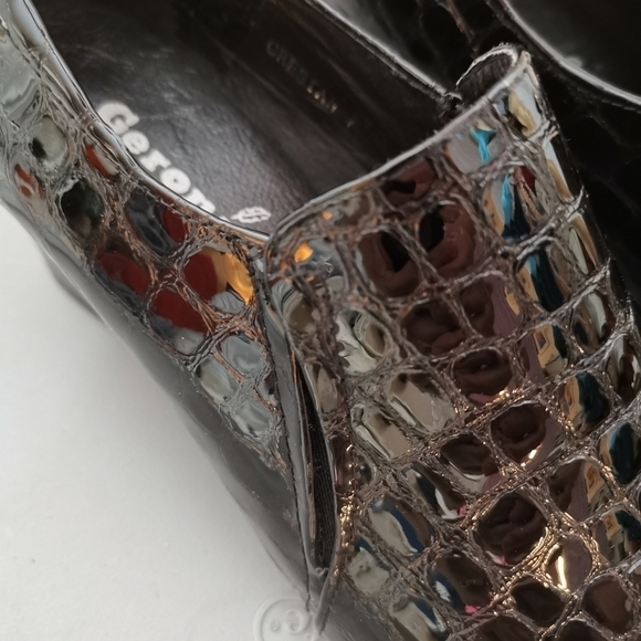 Patent black shoes - Picture 2 of 10